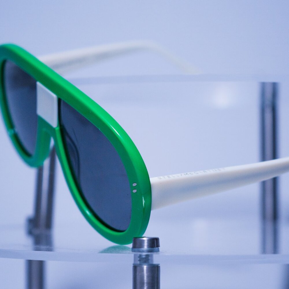 Stella McCartney Oversized Aviator Sunglasses - Picture 3 of 6